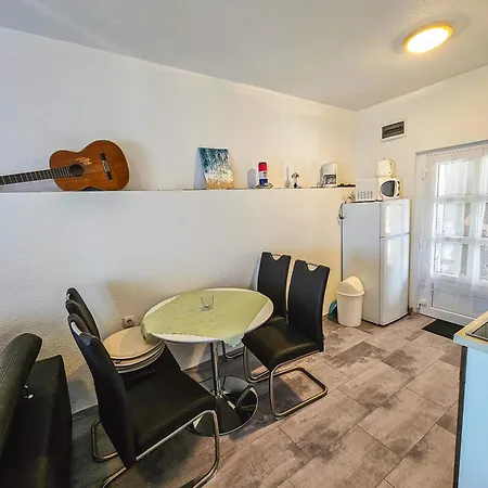 Holiday Beach Apartments Nin Apartamento Nin