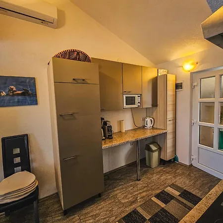 Holiday Beach Apartments Nin *